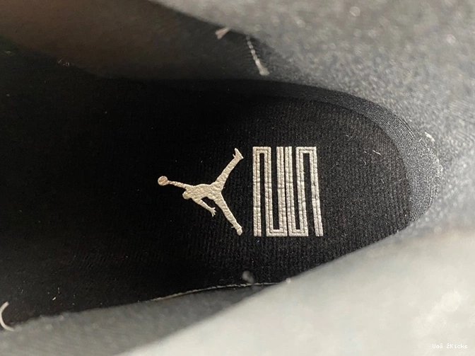Legend CT8012-104 11 692  (2024) Blue Retro Jordan TopPick 0822